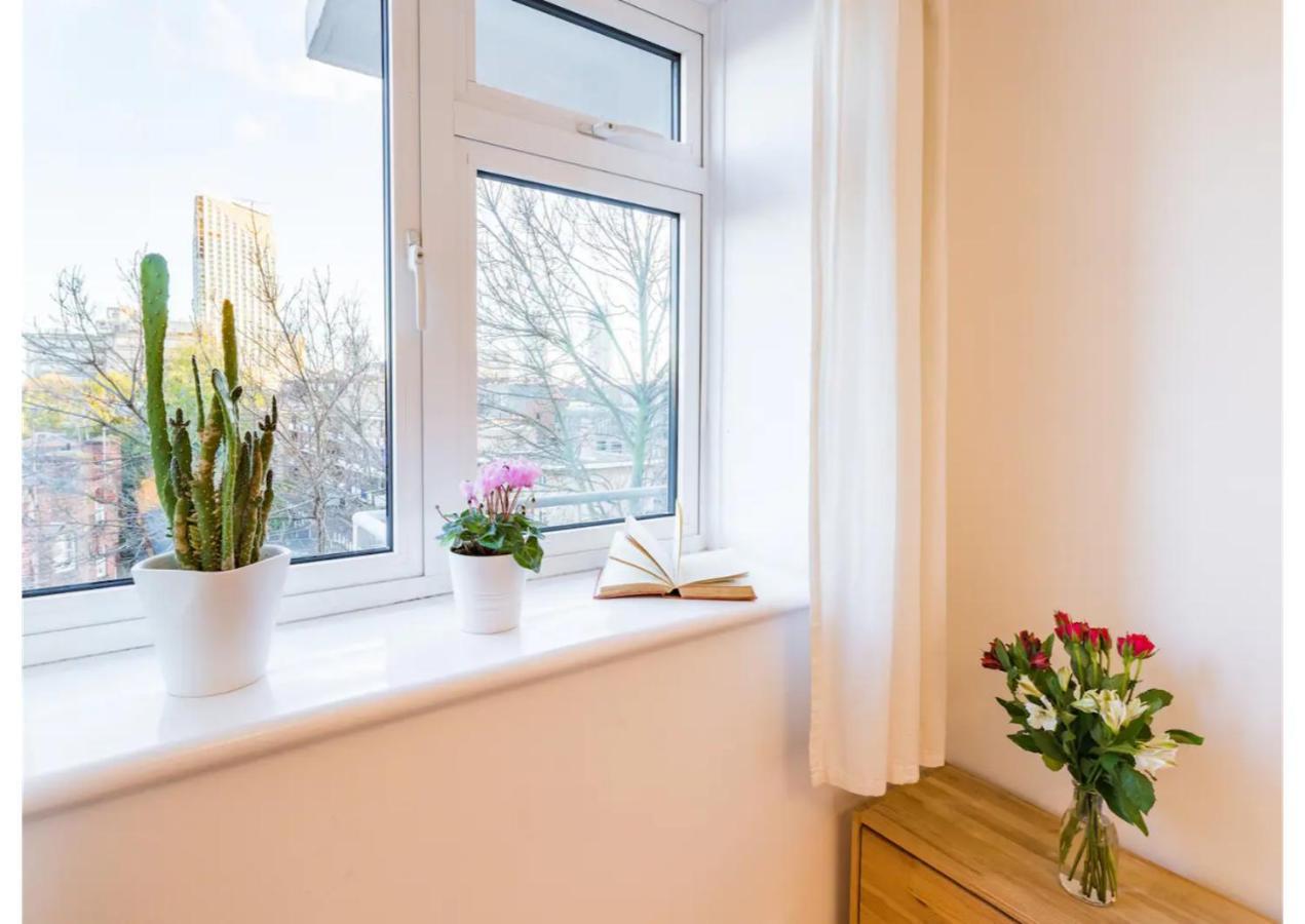 Central London Shared Apartment Екстер'єр фото